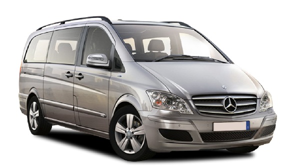 Manchester Airport 8 Seater Minibus Manchester Airport 8 Seater Minibus